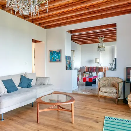 Lin Et Maree Face Océan