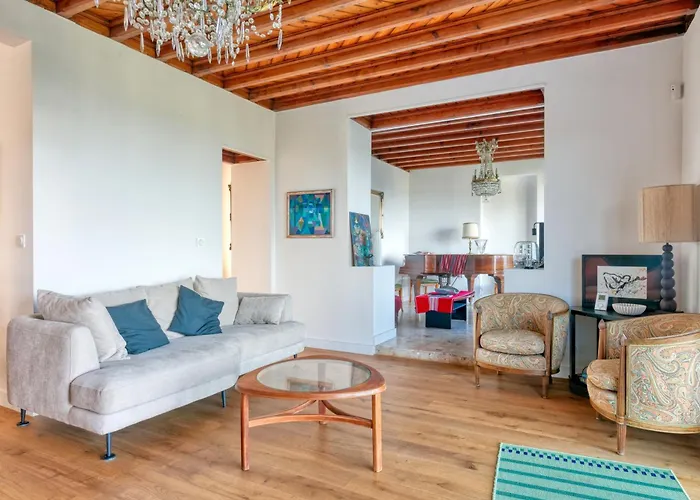 Lin Et Maree Face Océan